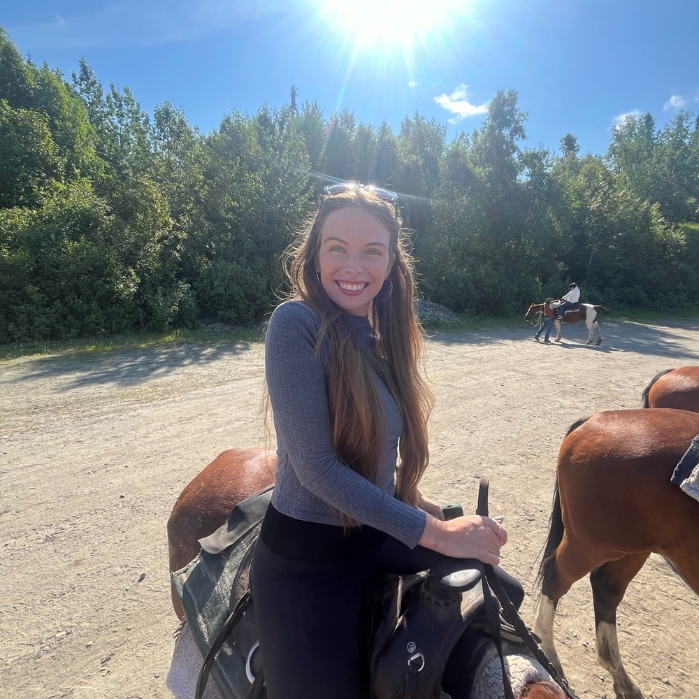 Meet your Posher, Carly